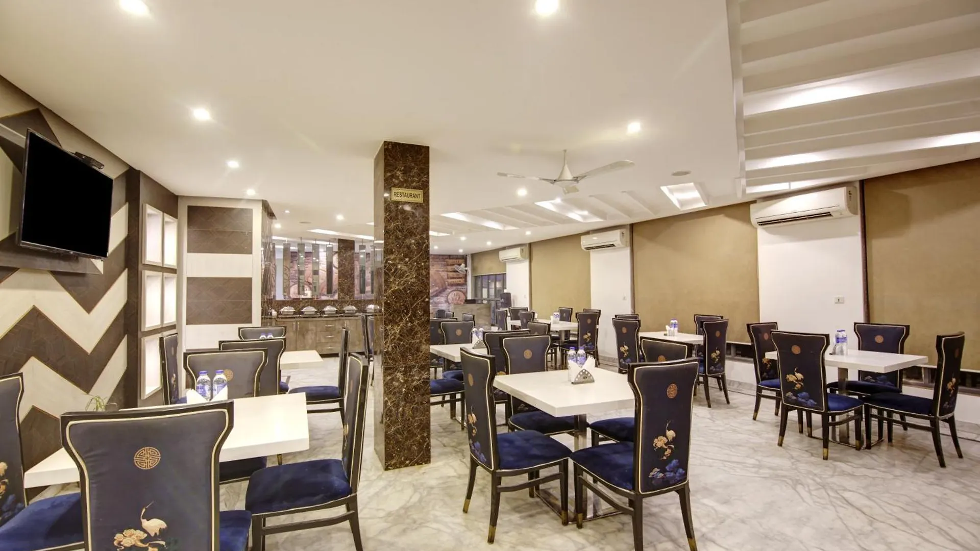 Hotel Almati Inn - Near Delhi Airport New Delhi