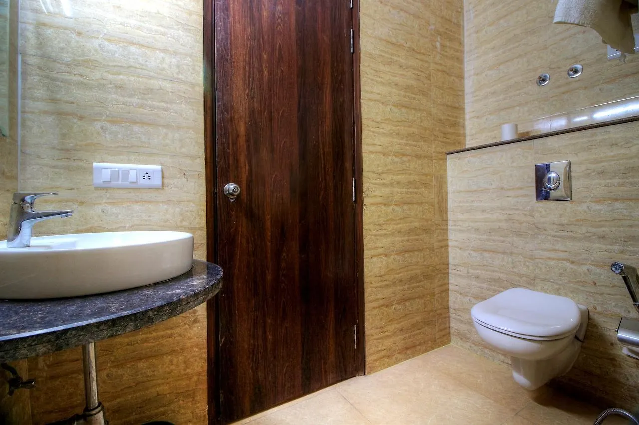 Hotel Almati Inn - Near Delhi Airport New Delhi