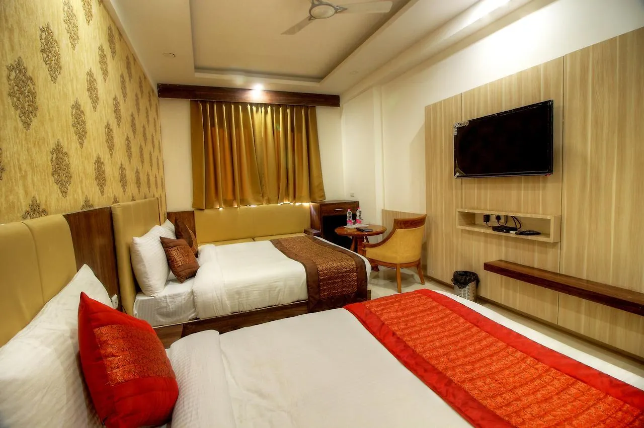 Hotel Almati Inn - Near Delhi Airport New Delhi