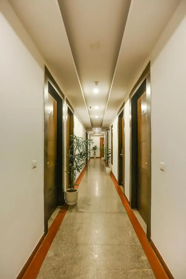 Hotel Almati Inn - Near Delhi Airport New Delhi
